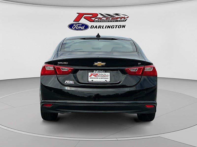 Used 2025 Chevrolet Malibu LT FWD image 4