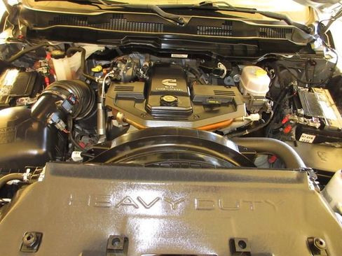 Used 2017 RAM 2500 Laramie w/ Convenience Group image 29