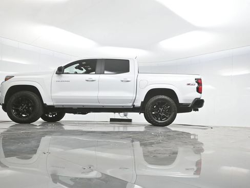 New 2025 Chevrolet Colorado Z71 w/ Midnight Edition AWD/4WD image 56