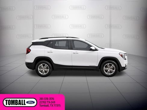 Used 2023 GMC Terrain SLE w/ Driver Convenience Package AWD/4WD image 8