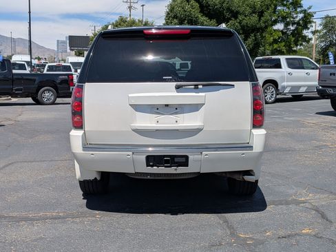 Used 2012 GMC Yukon Denali AWD/4WD image 5