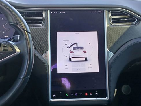 Used 2017 Tesla Model X 75D image 27