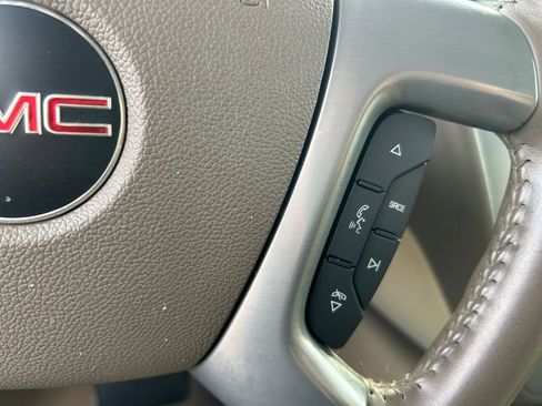 Used 2011 GMC Sierra 3500 SLT w/ SLT Convenience Package image 18