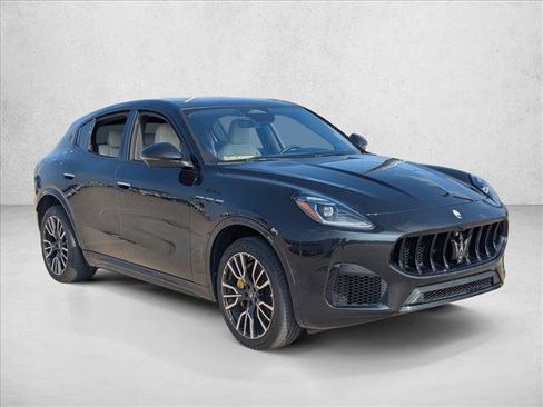 Used 2023 Maserati Grecale Modena image 3