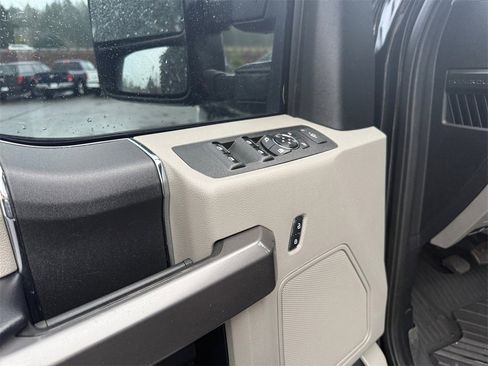 Used 2021 Ford F250 XLT w/ XLT Value Package image 11