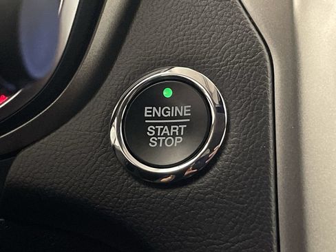 Used 2020 Ford Fusion SE FWD image 10