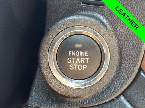 Used 2022 Subaru Outback Touring AWD/4WD image 18