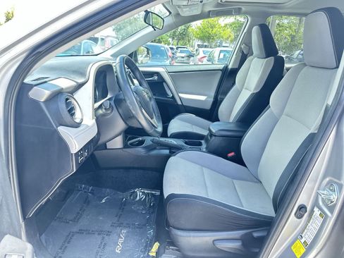 Used 2016 Toyota RAV4 XLE FWD image 13