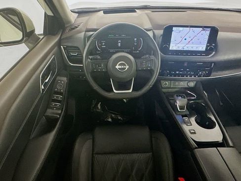 Used 2023 Nissan Rogue Platinum w/ Platinum Premium Package FWD image 23