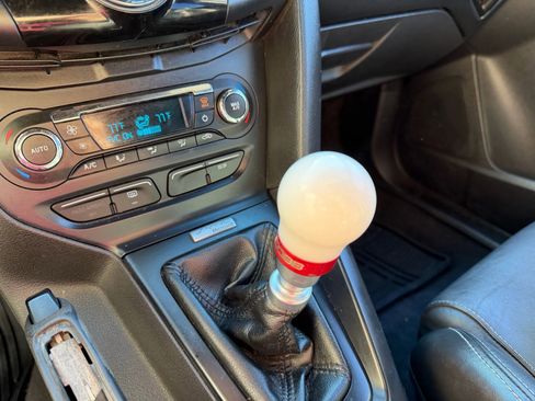 Used 2013 Ford Focus ST image 20