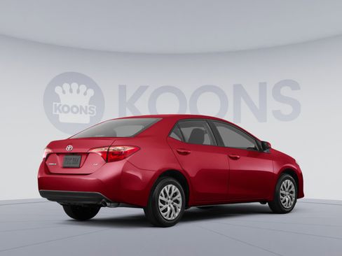 Used 2019 Toyota Corolla L image 4