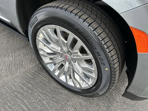 Certified 2023 GMC Yukon Denali image 10