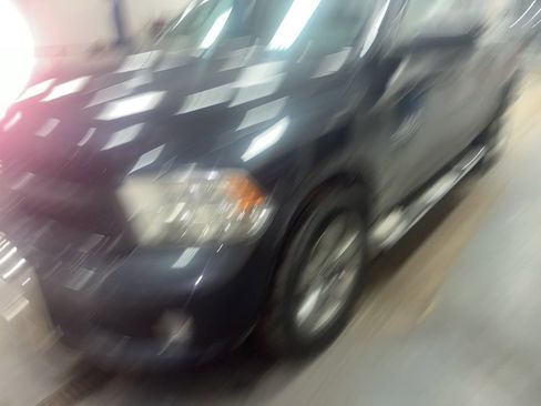 Used 2018 RAM 1500 Express w/ Express Value Package image 11