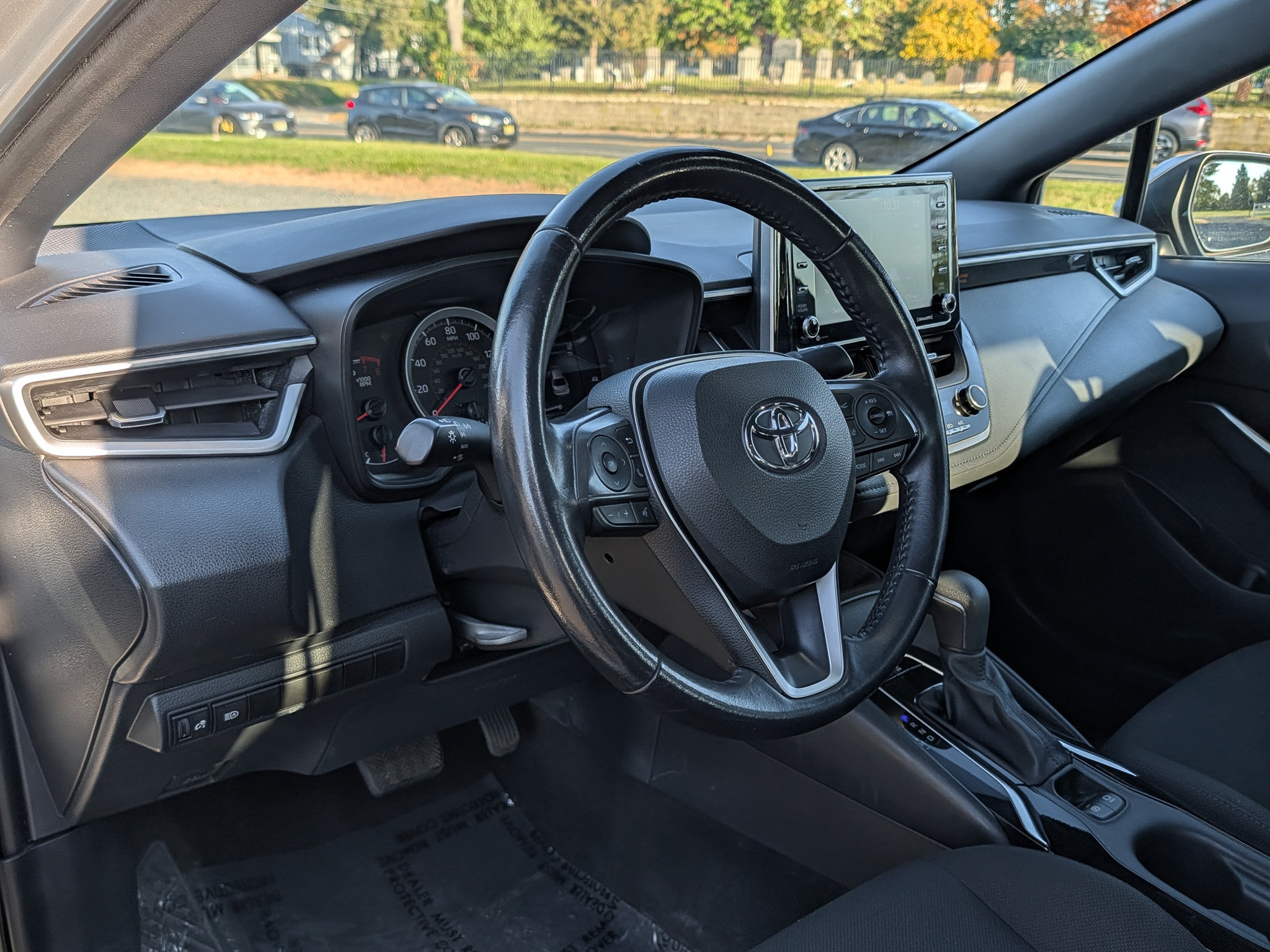 Used 2021 Toyota Corolla SE FWD image 18