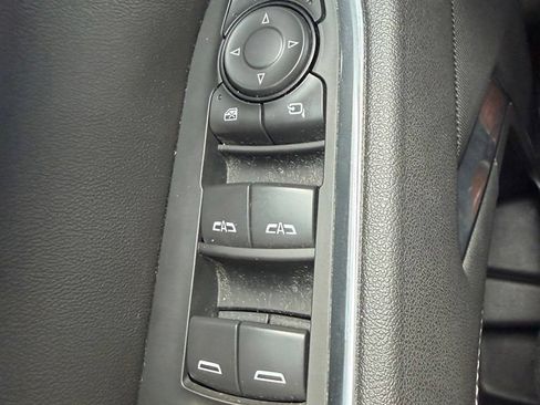 Used 2025 GMC Sierra 1500 SLT AWD/4WD image 28
