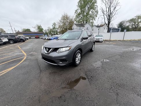 Used 2014 Nissan Rogue SV w/ SV Premium Package image 42