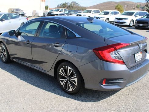 Used 2017 Honda Civic EX-L image 6