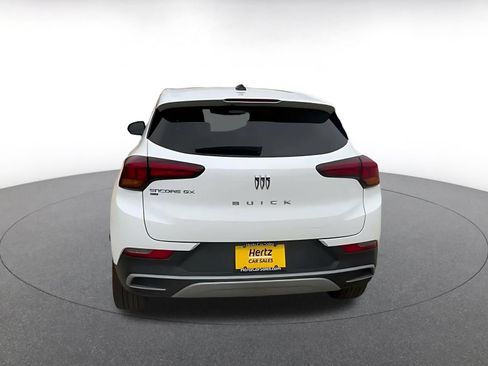 Used 2025 Buick Encore GX Preferred AWD/4WD image 12