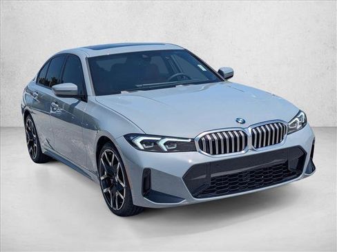 Used 2026 BMW 330i Sedan w/ M Sport Package RWD image 6