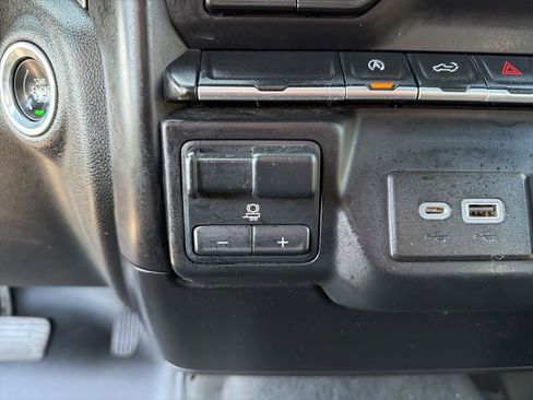 Used 2020 Chevrolet Silverado 1500 LT w/ All-Star Edition image 41