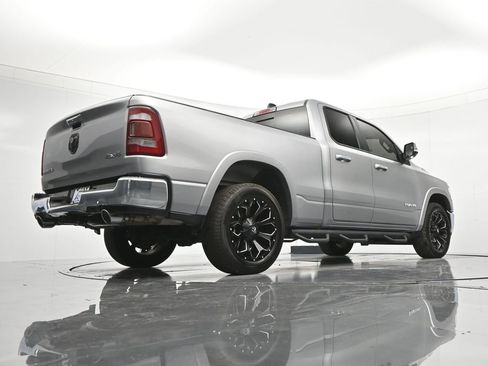 Used 2019 RAM 1500 Laramie AWD/4WD image 39