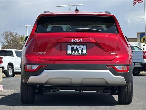 New 2026 Kia Niro EX FWD image 5