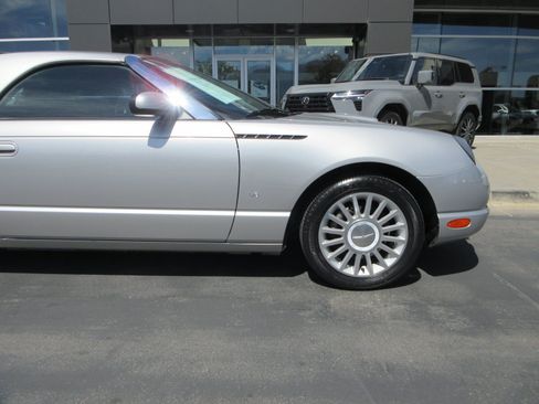 Used 2004 Ford Thunderbird RWD image 13