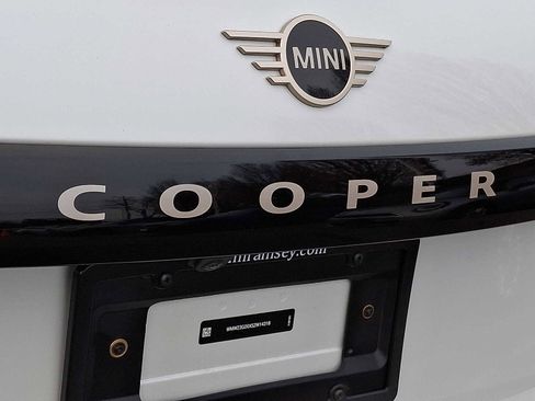 Certified 2025 MINI Cooper S image 29