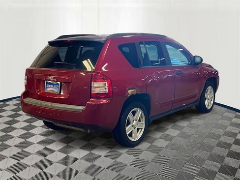 Used 2008 Jeep Compass Sport image 4