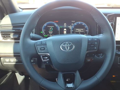 Certified 2025 Toyota Camry XSE image 16