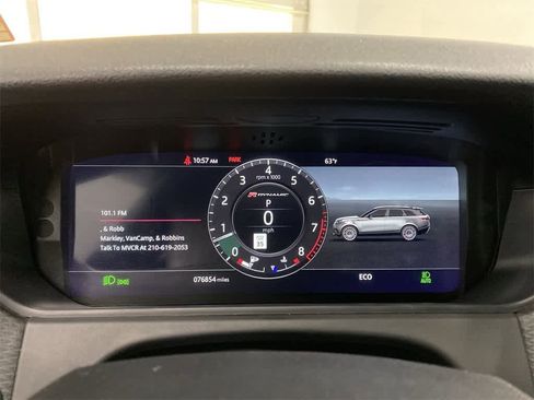 Used 2018 Land Rover Range Rover Velar R-Dynamic SE image 30