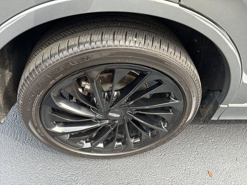 Certified 2025 Lincoln Aviator Reserve w/ Equipment Group 201A image 15