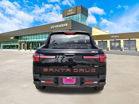Used 2023 Hyundai Santa Cruz SEL AWD/4WD image 7