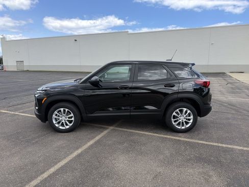New 2026 Chevrolet TrailBlazer LS w/ LS Convenience Package AWD/4WD image 8