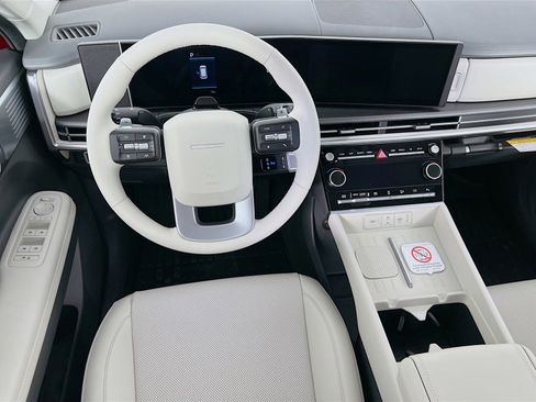 New 2025 Hyundai Santa Fe SEL AWD/4WD image 18