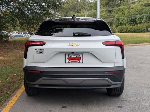 New 2026 Chevrolet Blazer EV LT image 3