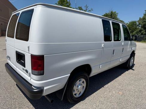 Used 2013 Ford E-250 and Econoline 250 w/ Commercial Cargo Van Pkg RWD image 4