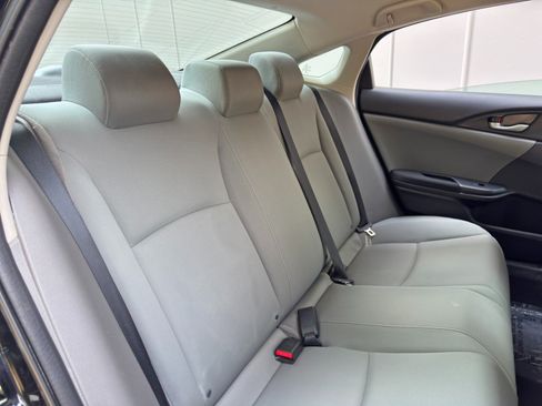 Used 2019 Honda Civic LX image 31
