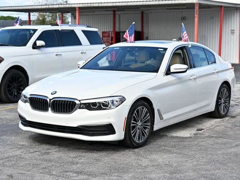 Used 2019 BMW 530i w/ Convenience Package image 3