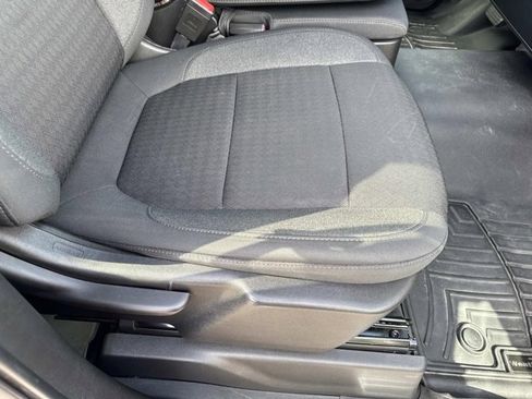 Used 2022 GMC Sierra 3500 SLE w/ SLE Value Package image 17