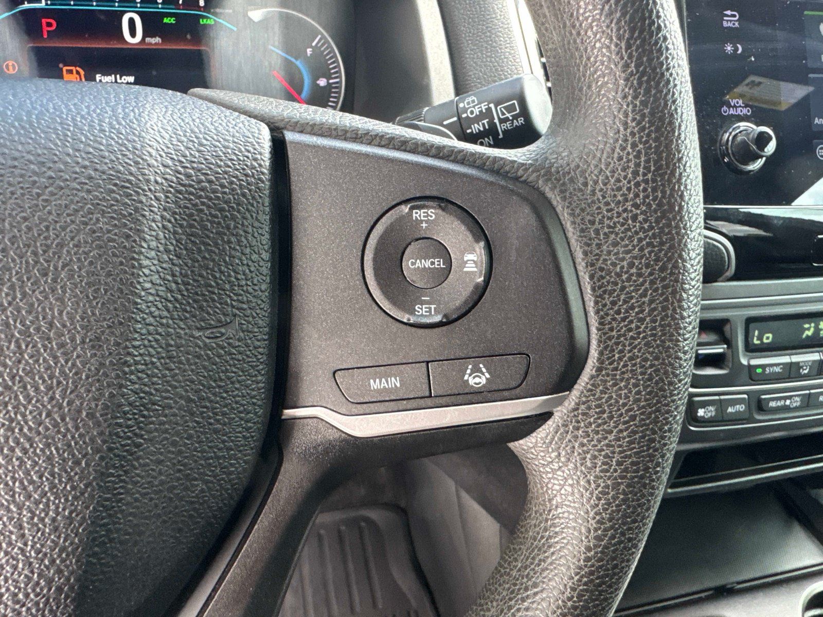 Used 2022 Honda Pilot Sport image 29