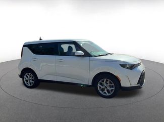 Used 2025 Kia Soul LX w/ LX Technology Package video 2