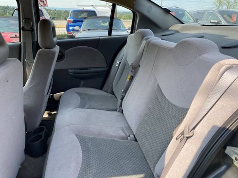 Used 2004 Saturn ION Level 3 FWD image 15
