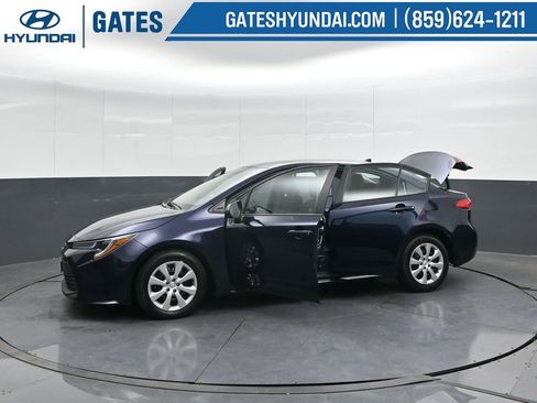 Used 2023 Toyota Corolla LE image 49