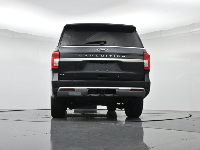 Certified 2024 Ford Expedition XLT RWD image 42