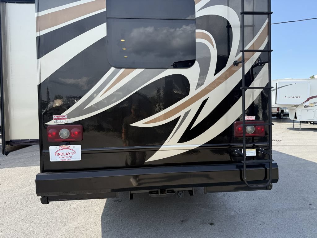 Used 2016 Ford F550 2WD Regular Cab Super Duty image 36