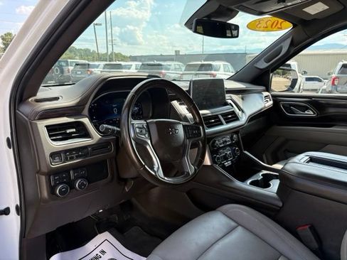 Used 2023 Chevrolet Tahoe Z71 AWD/4WD image 3