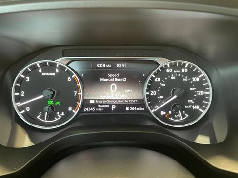 Used 2023 Nissan Rogue SV w/ SV Premium B Package FWD image 7