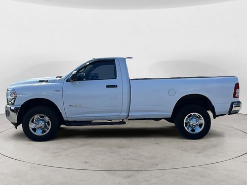 Used 2019 RAM 2500 Tradesman w/ Chrome Appearance Group AWD/4WD image 3