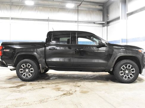 Used 2023 Chevrolet Colorado Z71 w/ Z71 Convenience Package 2 image 26